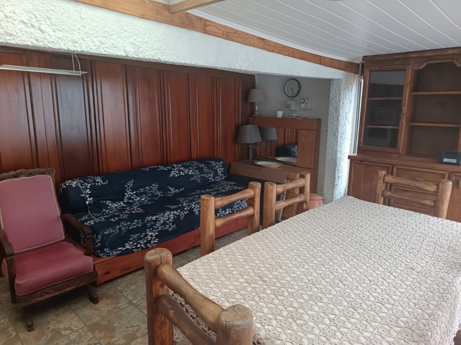 4 Bedroom Property for Sale in Kleinkrantz Western Cape